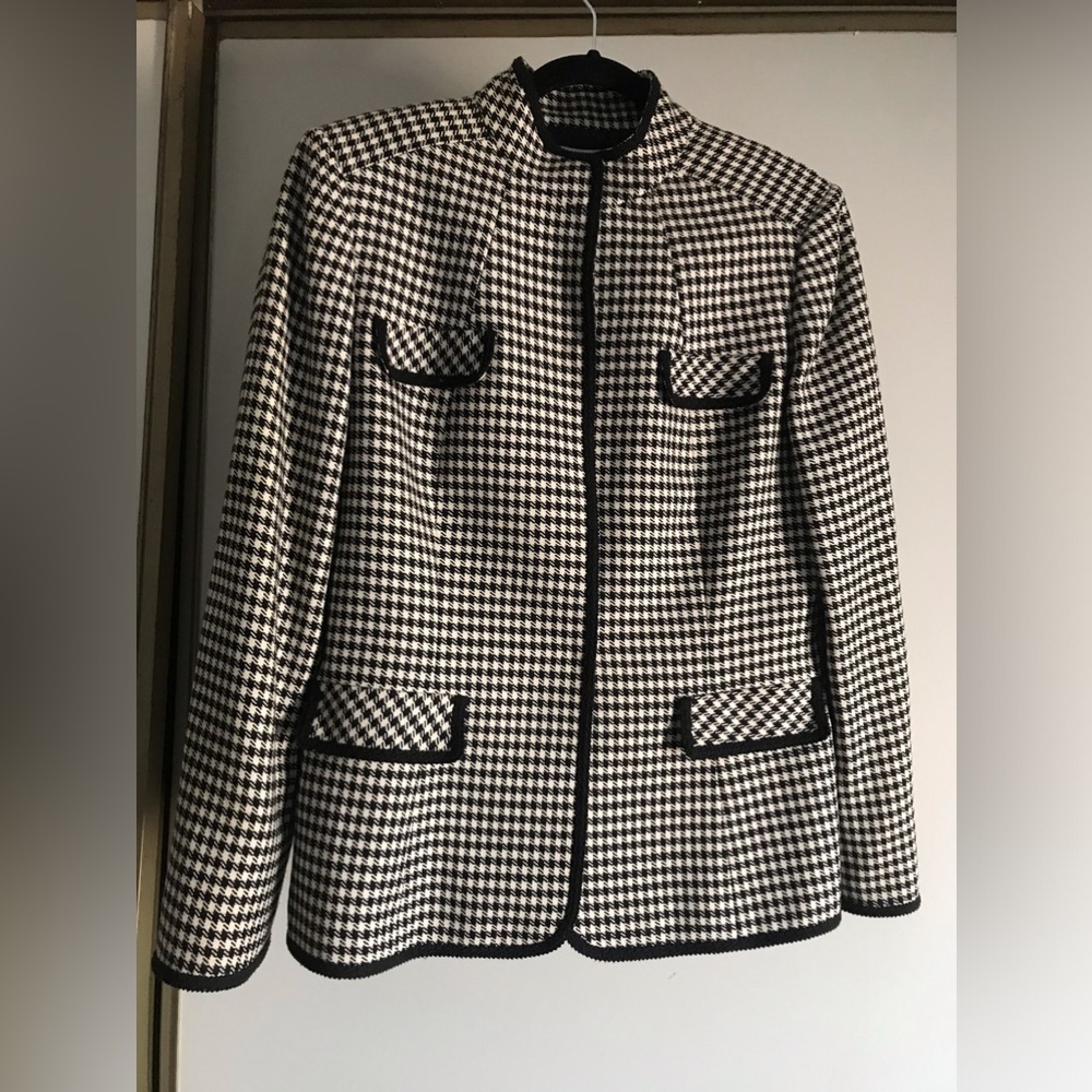 Black & White Houndstooth Jacket - Women's Coat